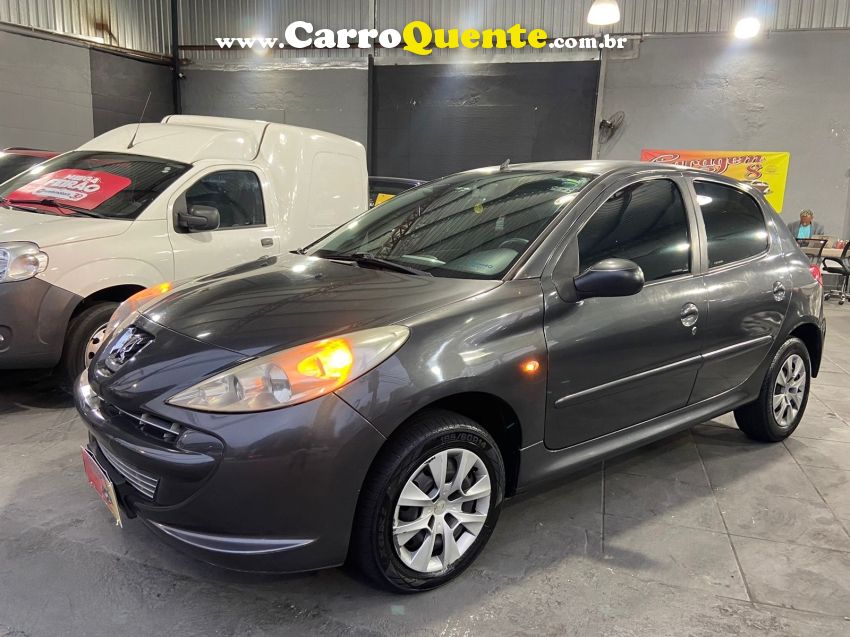 Peugeot 207 1.4 XR SW 8V FLEX 4P MANUAL - Loja