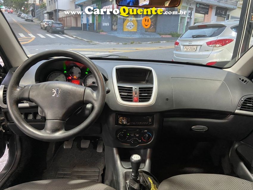 Peugeot 207 1.4 XR SW 8V FLEX 4P MANUAL - Loja