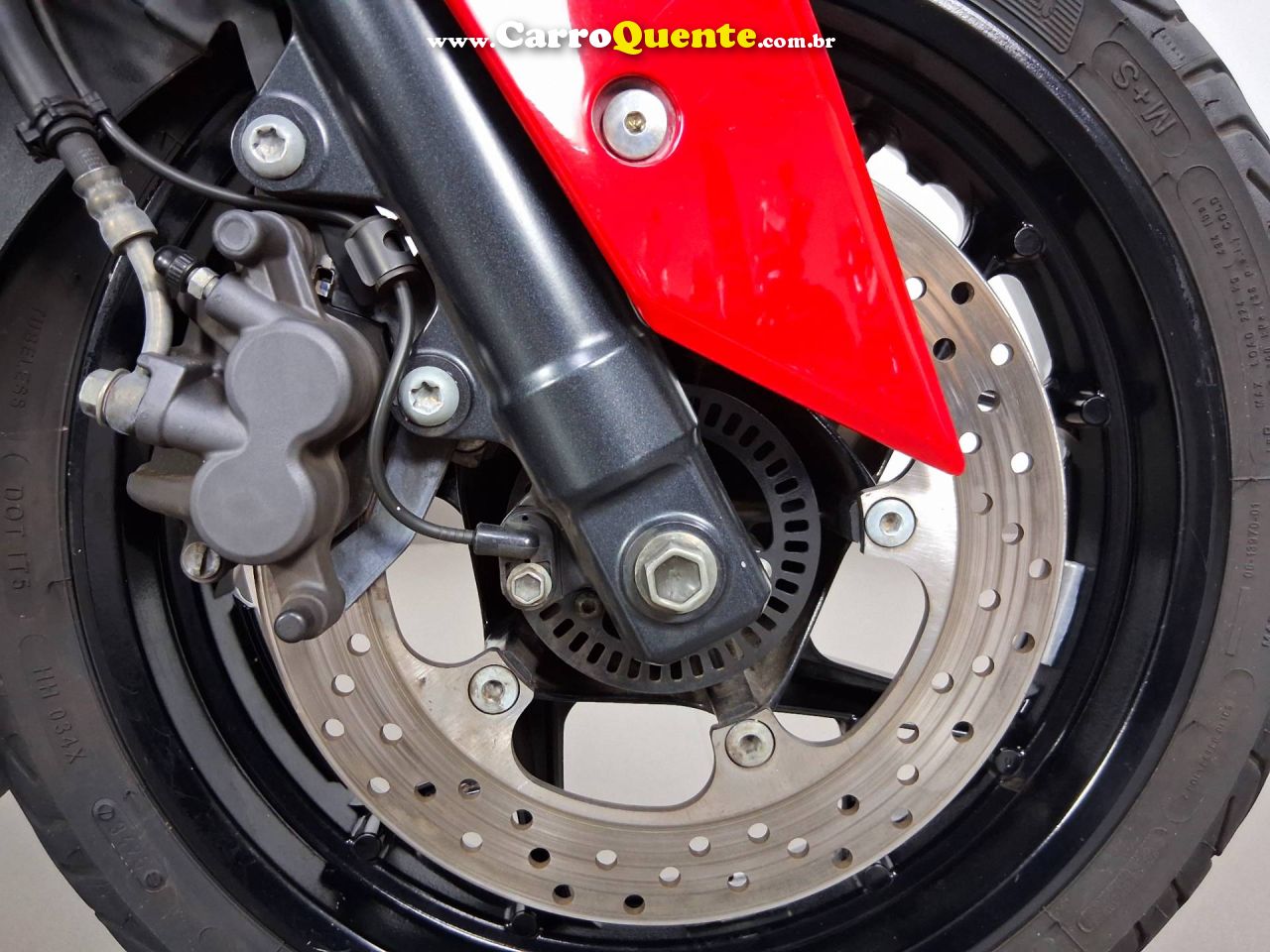 YAMAHA XMAX ABS 2024 - Loja
