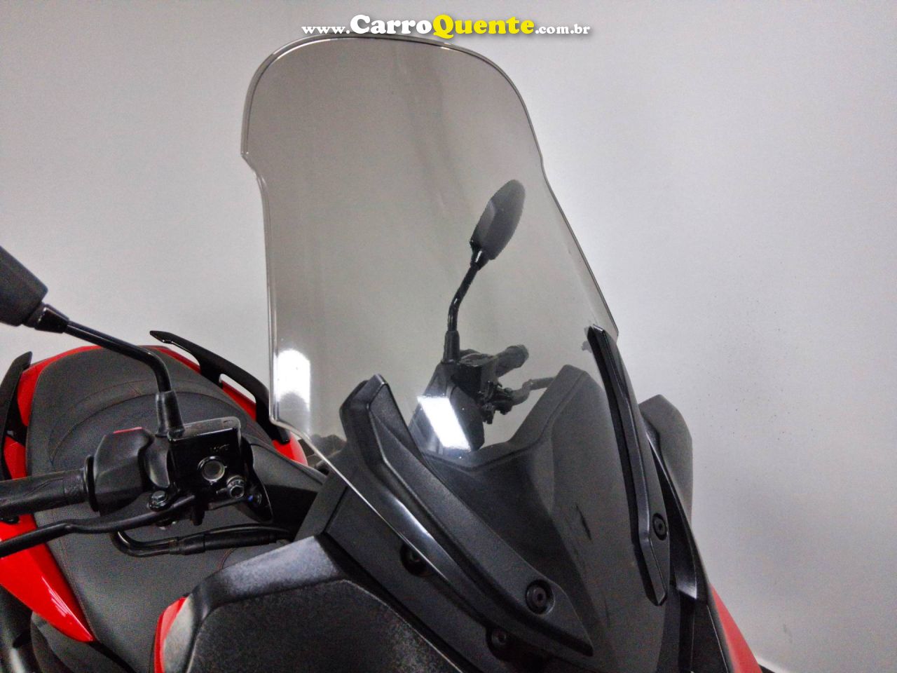 YAMAHA XMAX ABS 2024 - Loja