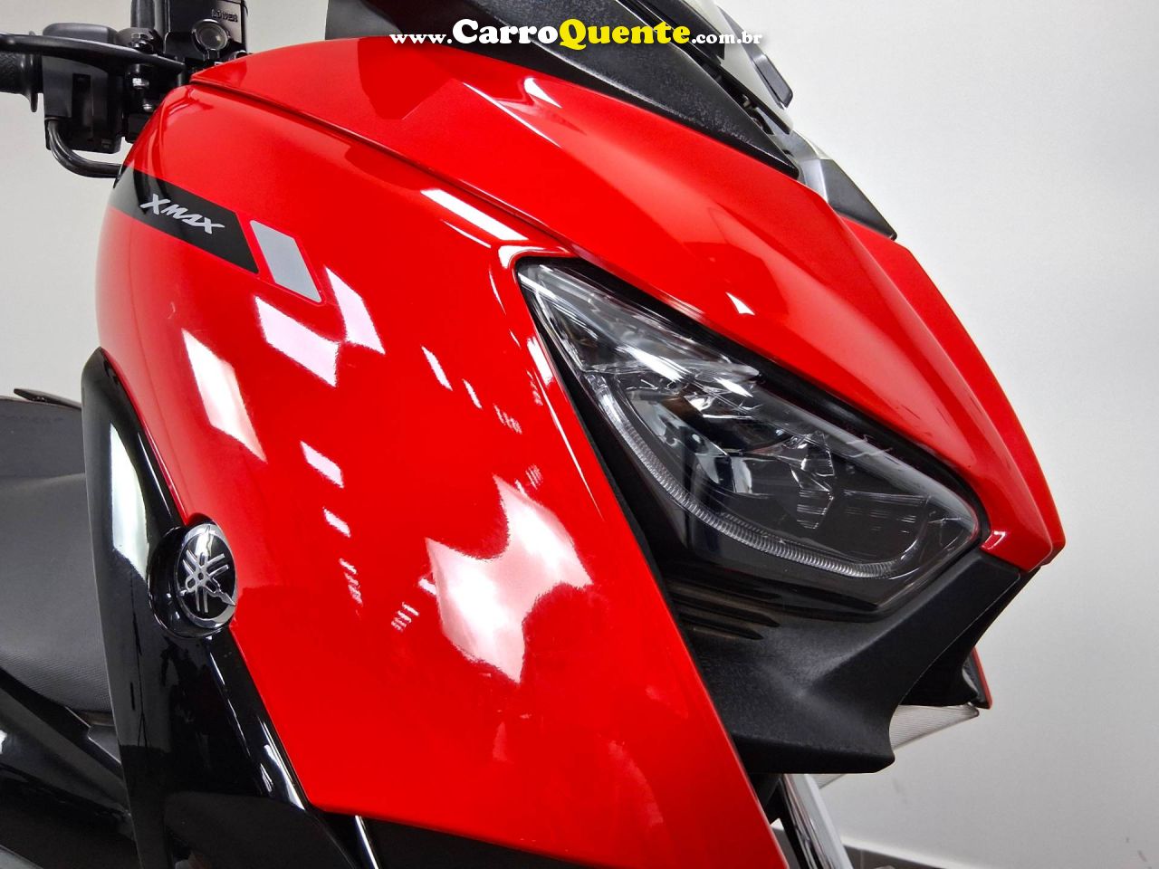 YAMAHA XMAX ABS 2024 - Loja