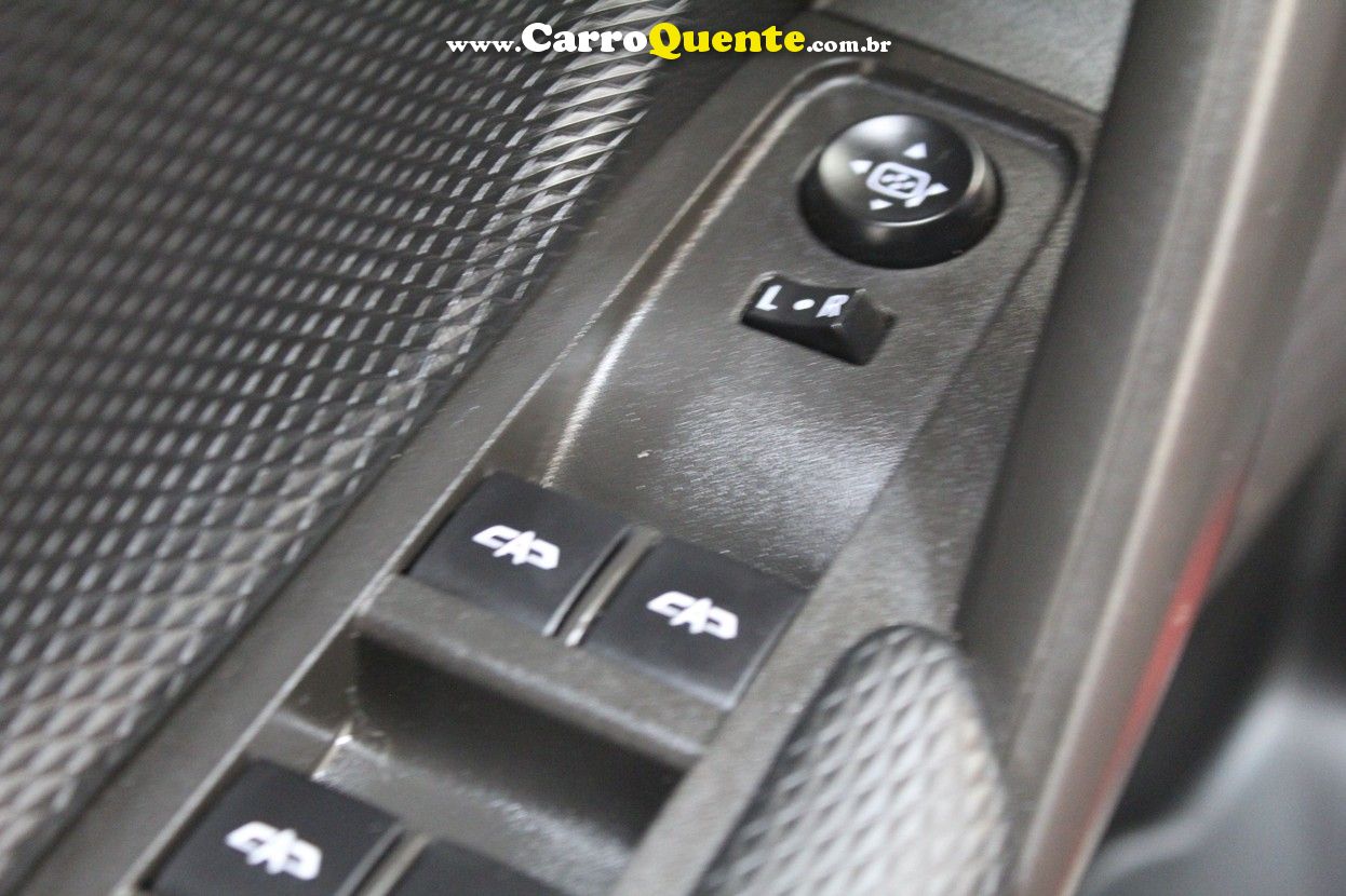 CHEVROLET TRACKER 1.0 TURBO LTZ 2025 - Loja