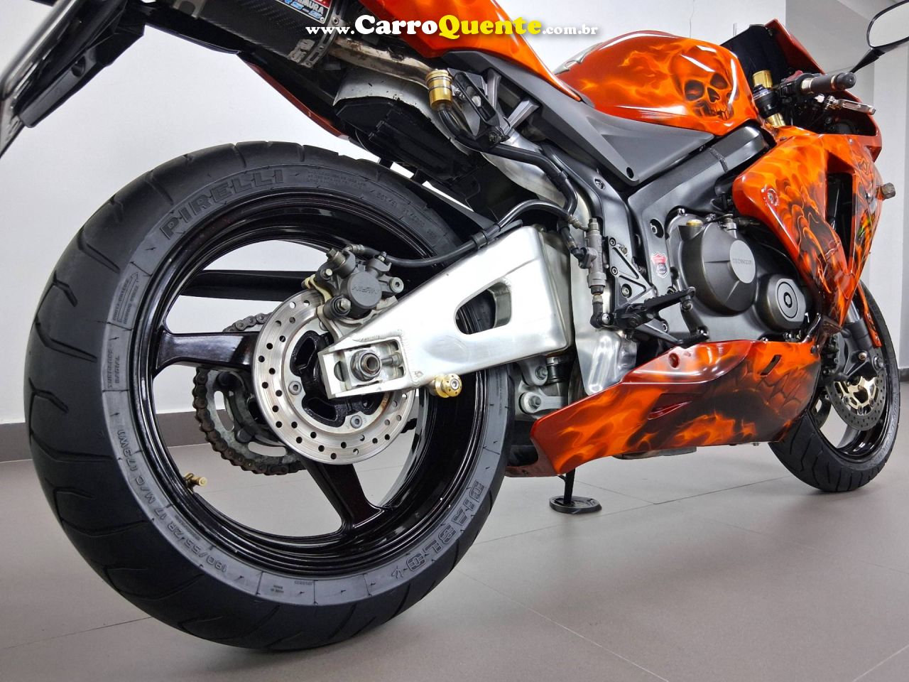 HONDA CBR 600RR 2006 - Loja