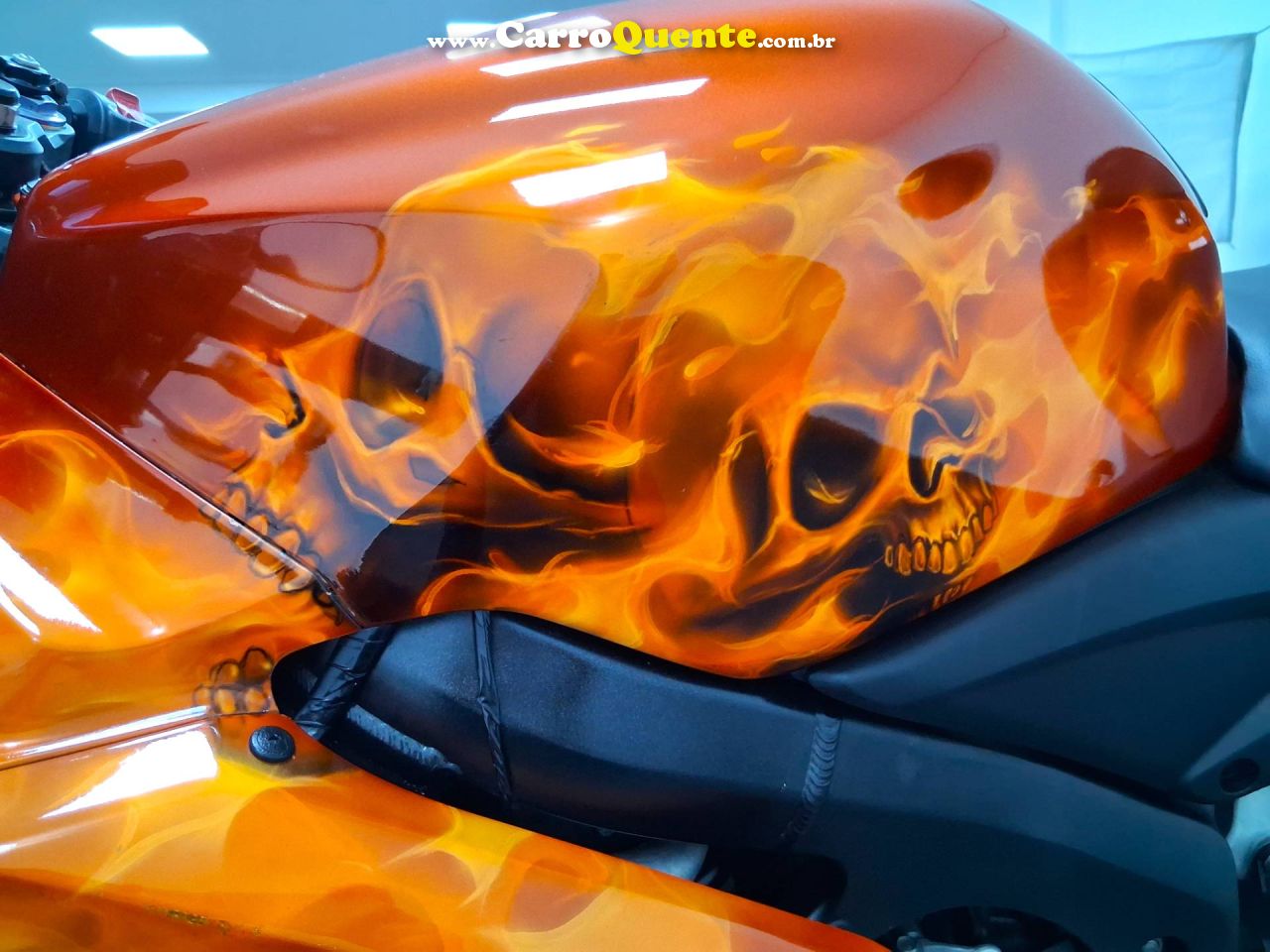 HONDA CBR 600RR 2006 - Loja