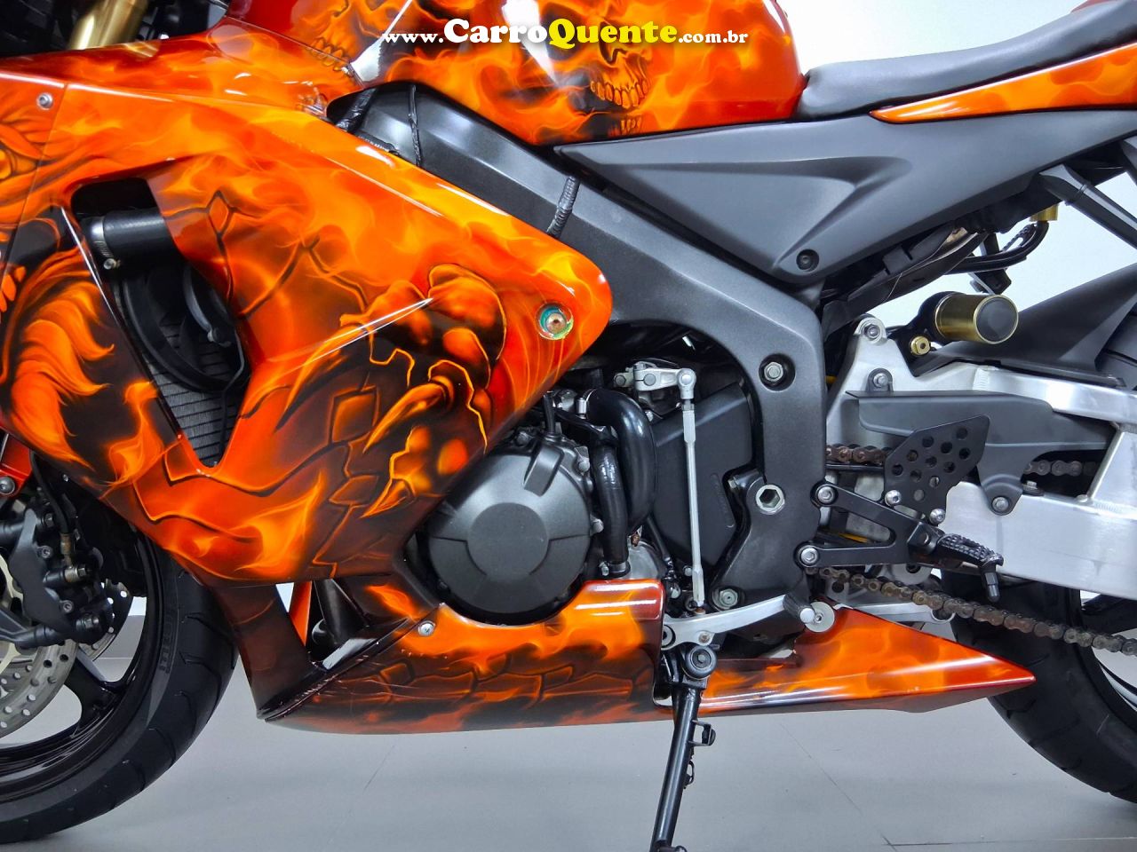 HONDA CBR 600RR 2006 - Loja