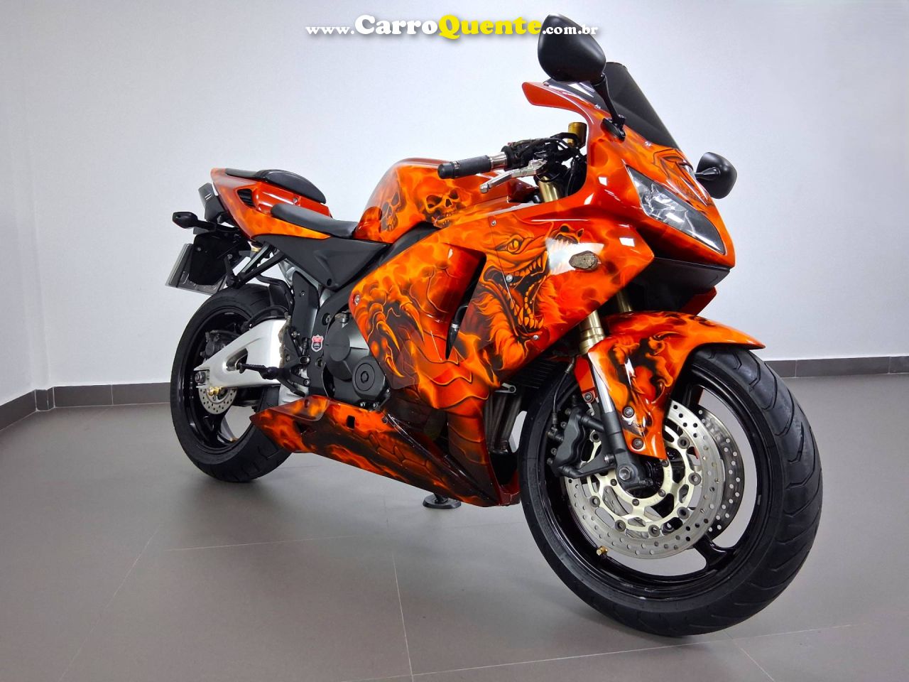 HONDA CBR 600RR 2006 - Loja