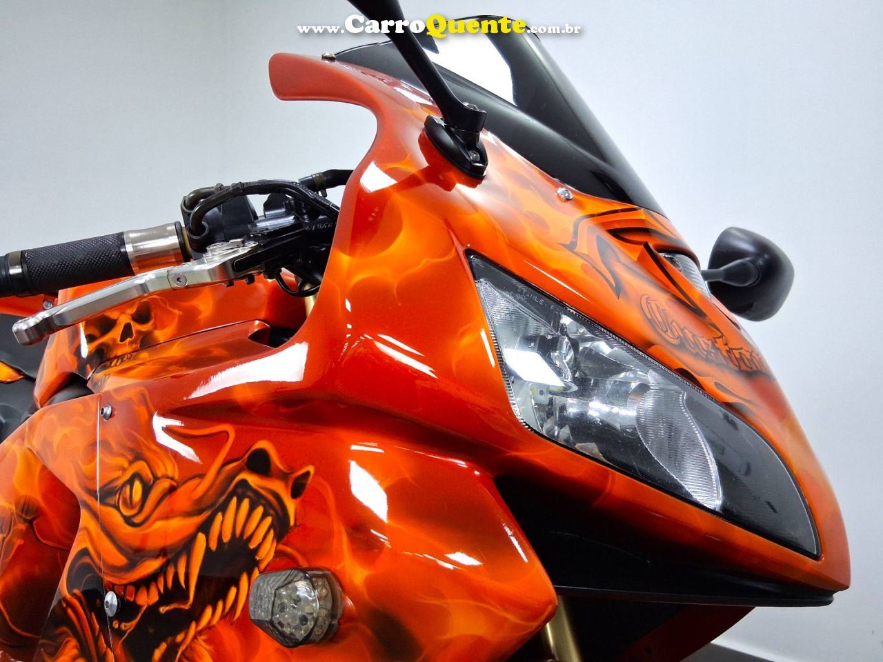 HONDA CBR 600RR 2006 - Loja
