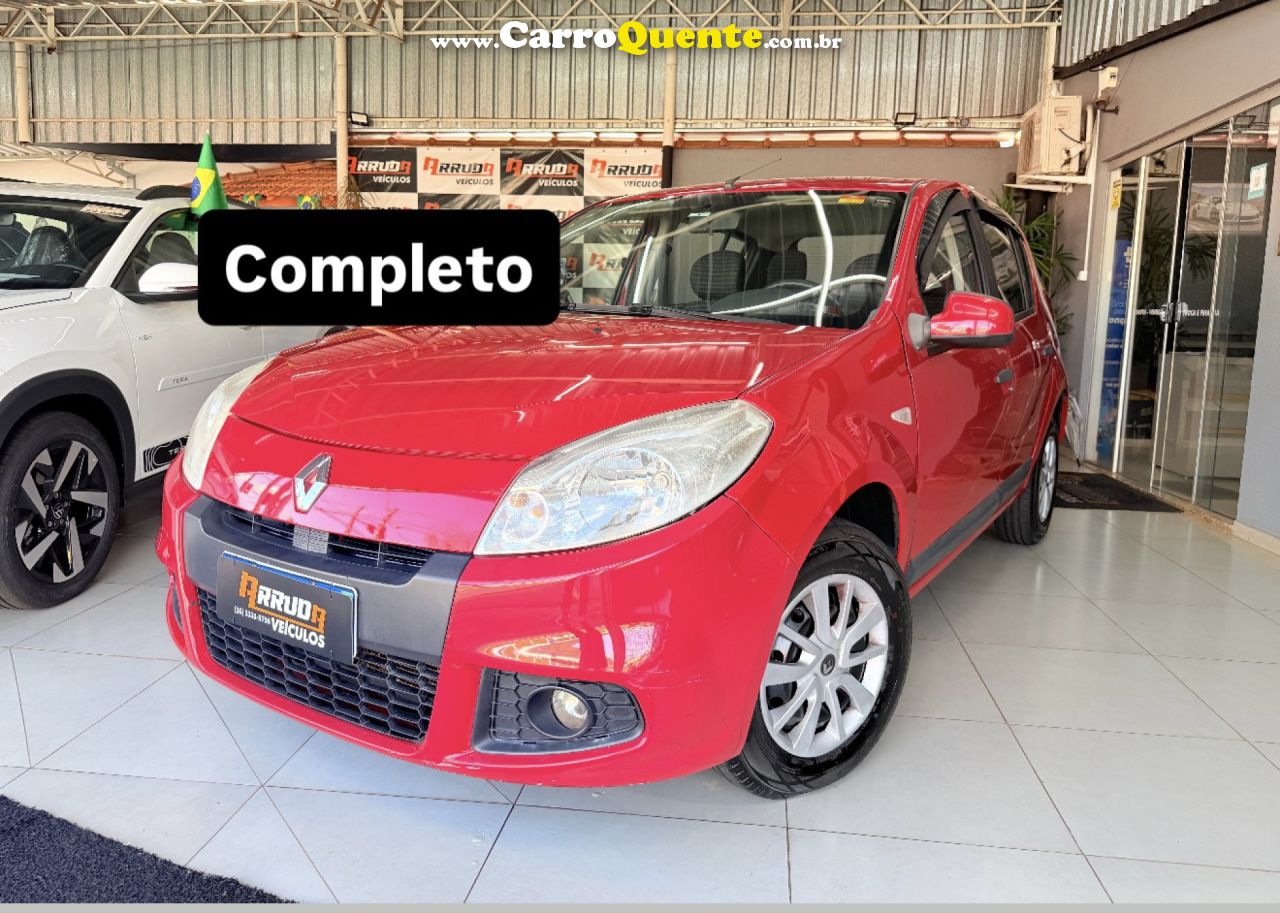 RENAULT   SANDERO EXPRESSION HI-FLEX 1.0 16V 5P   VERMELHO 2013 1.0 FLEX - Loja