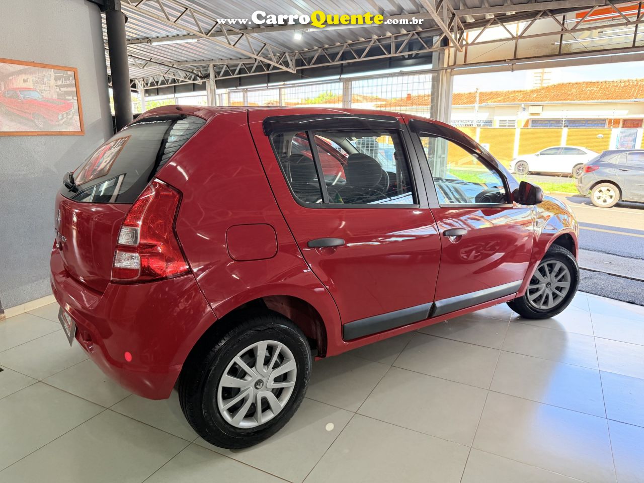 RENAULT   SANDERO EXPRESSION HI-FLEX 1.0 16V 5P   VERMELHO 2013 1.0 FLEX - Loja
