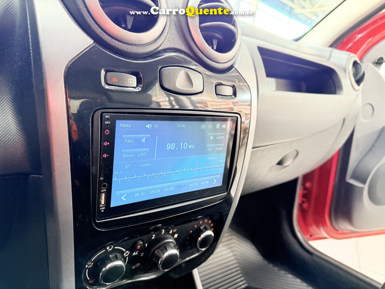 RENAULT   SANDERO EXPRESSION HI-FLEX 1.0 16V 5P   VERMELHO 2013 1.0 FLEX - Loja