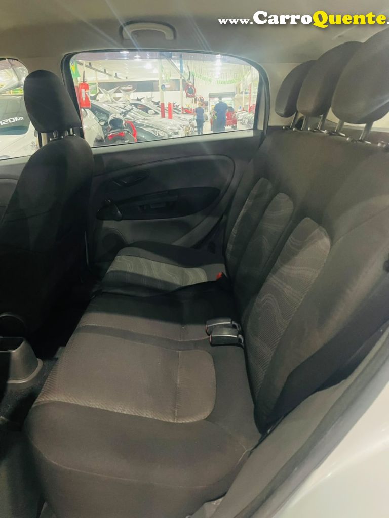 FIAT   PUNTO ATTRACTIVE 1.4 FIRE FLEX 8V 5P   PRATA 2011 1.4 FLEX - Loja
