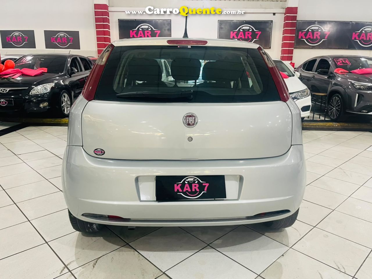 FIAT   PUNTO ATTRACTIVE 1.4 FIRE FLEX 8V 5P   PRATA 2011 1.4 FLEX - Loja