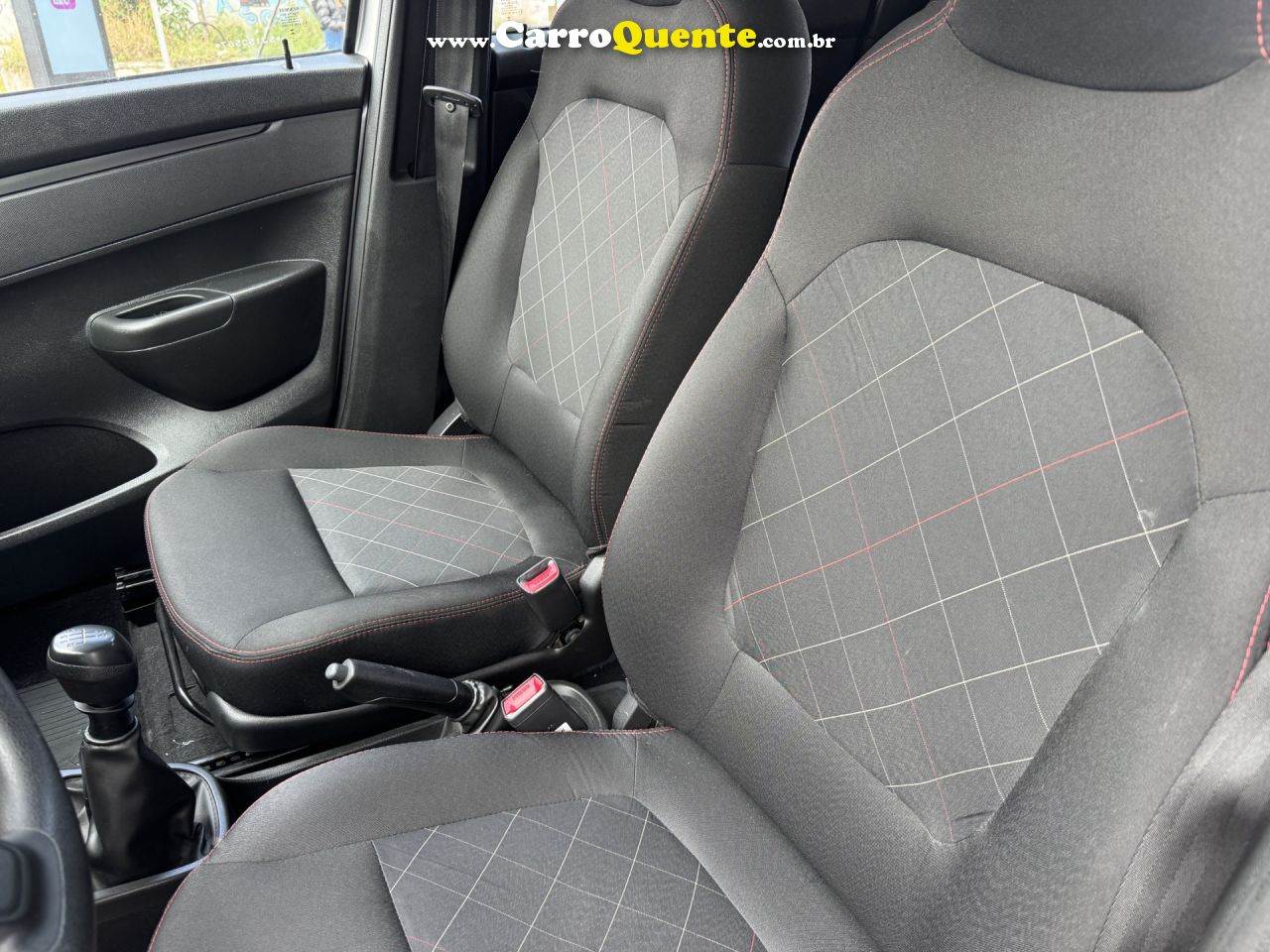RENAULT   KWID ZEN 1.0 FLEX 12V 5P MEC.   BRANCO 2025 1.0 FLEX - Loja