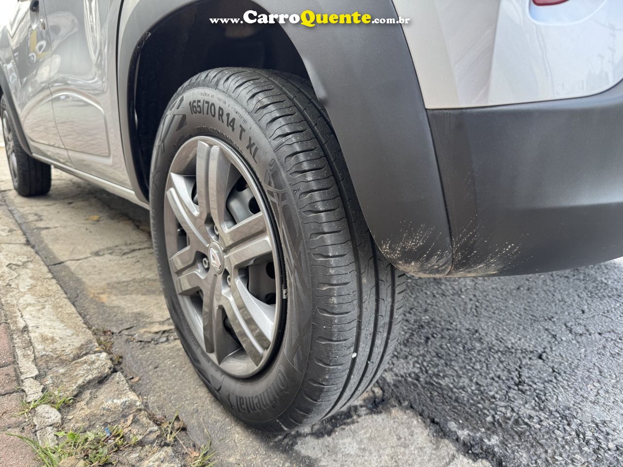RENAULT   KWID ZEN 1.0 FLEX 12V 5P MEC.   BRANCO 2025 1.0 FLEX - Loja