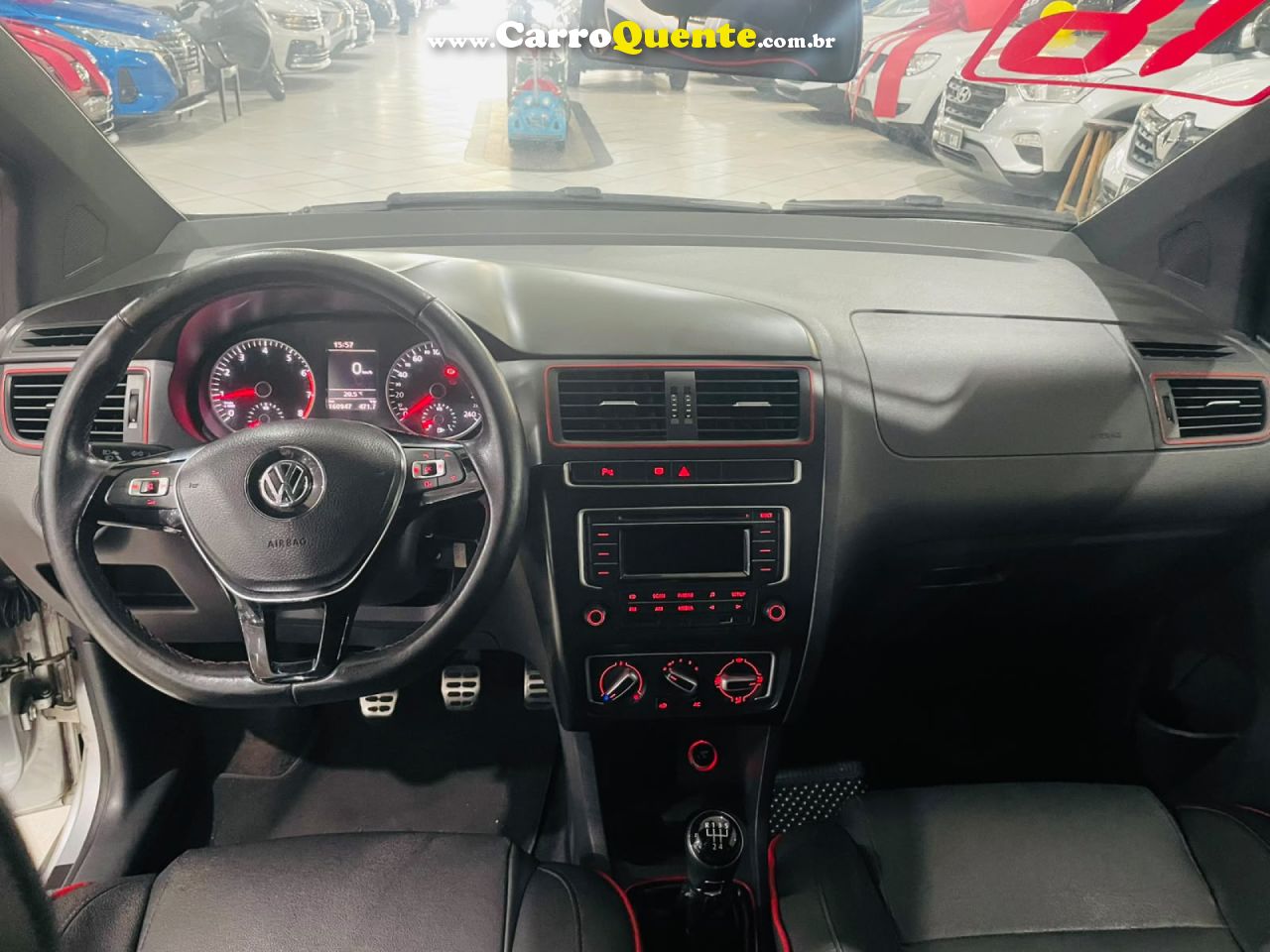 VOLKSWAGEN   FOX ROCK IN RIO 1.6 MI TOTAL FLEX 8V 5P   PRATA 2016 1.6 FLEX - Loja