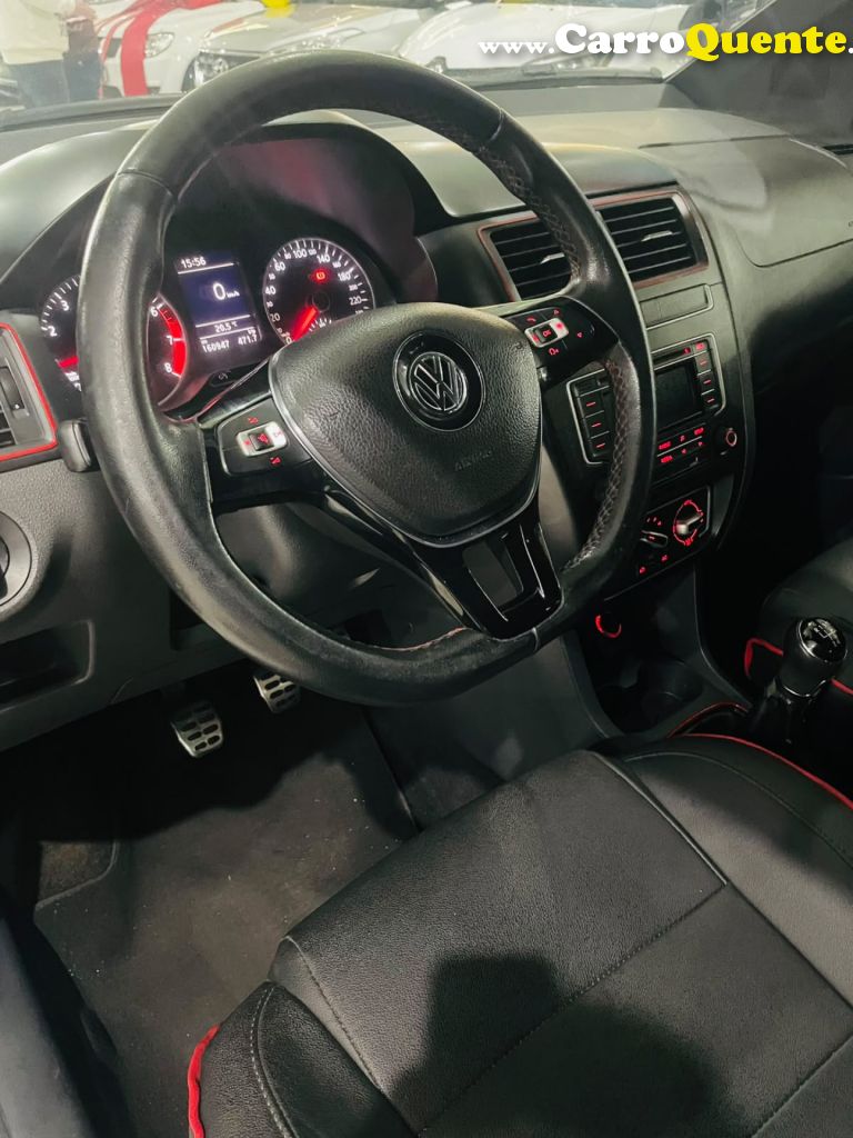 VOLKSWAGEN   FOX ROCK IN RIO 1.6 MI TOTAL FLEX 8V 5P   PRATA 2016 1.6 FLEX - Loja