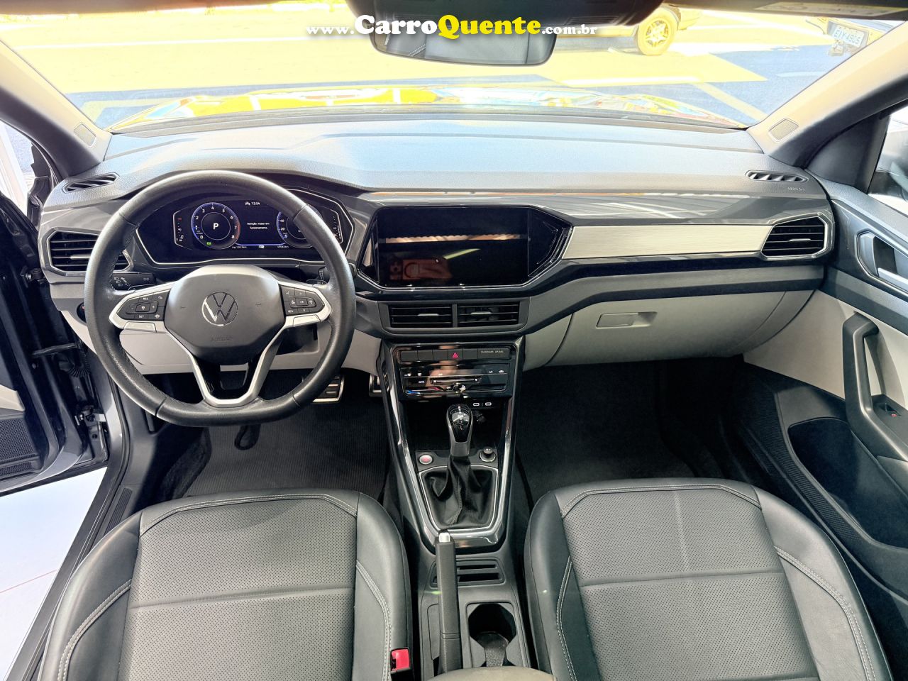 VOLKSWAGEN   T-CROSS HIG. 250 TSI 1.4 FLEX 16V 5P AUT   CINZA 2023 1.4 FLEX - Loja