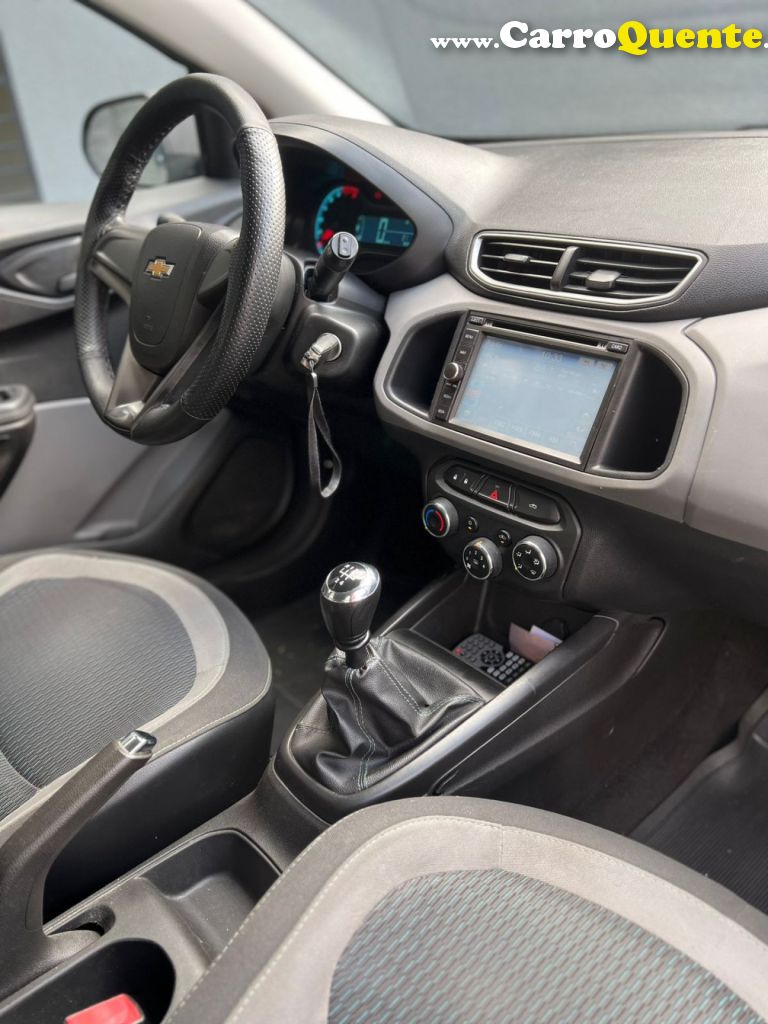 CHEVROLET   ONIX HATCH LT 1.0 8V FLEXPOWER 5P MEC.   PRATA 2015 1.0 FLEX - Loja