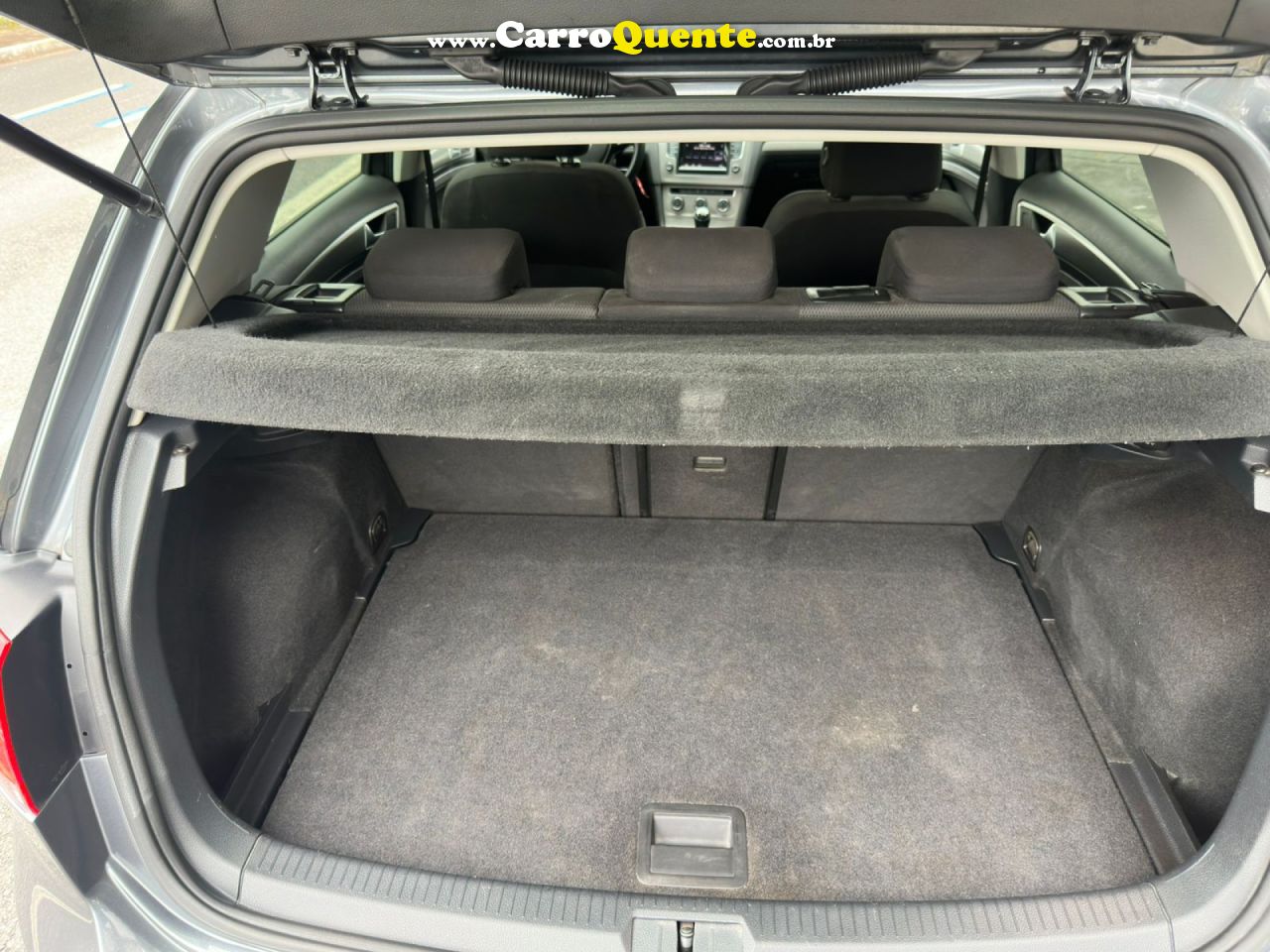 VOLKSWAGEN   GOLF COMFORTLINE 1.4 TSI 140CV MEC.   CINZA 2015 1.4 GASOLINA - Loja