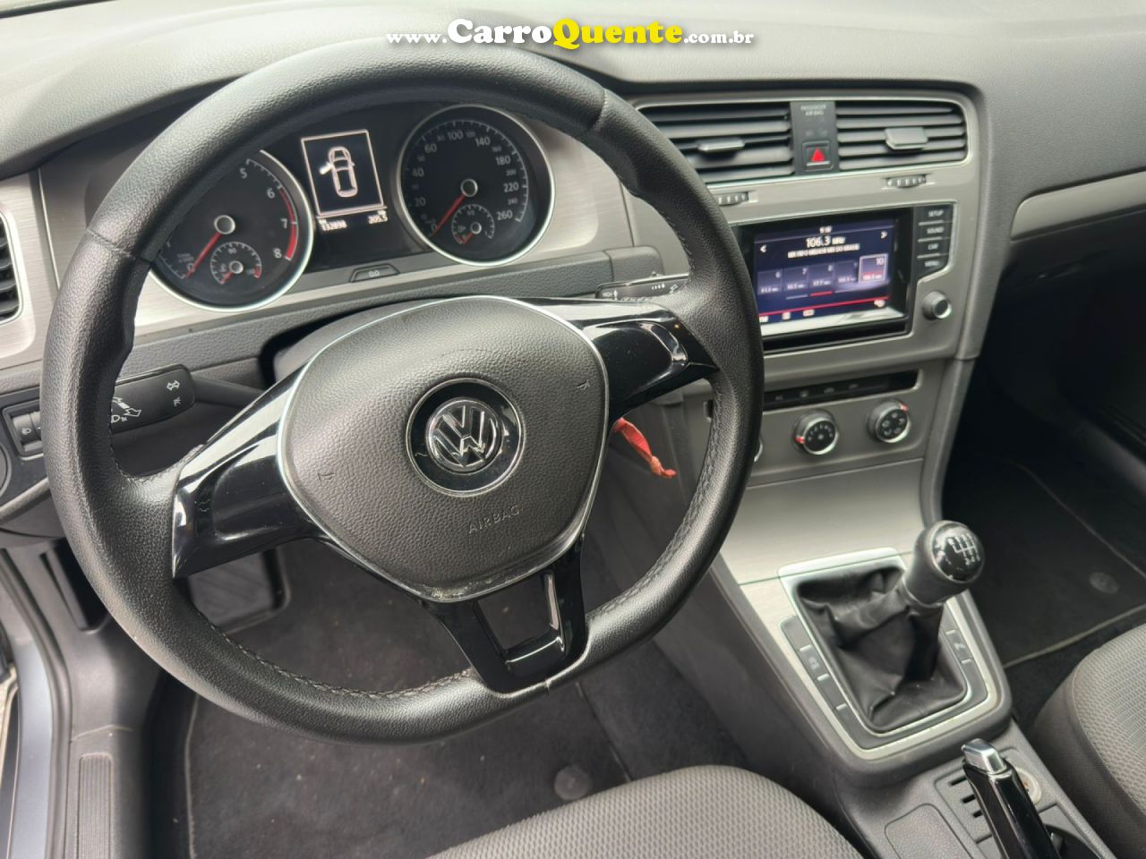 VOLKSWAGEN   GOLF COMFORTLINE 1.4 TSI 140CV MEC.   CINZA 2015 1.4 GASOLINA - Loja