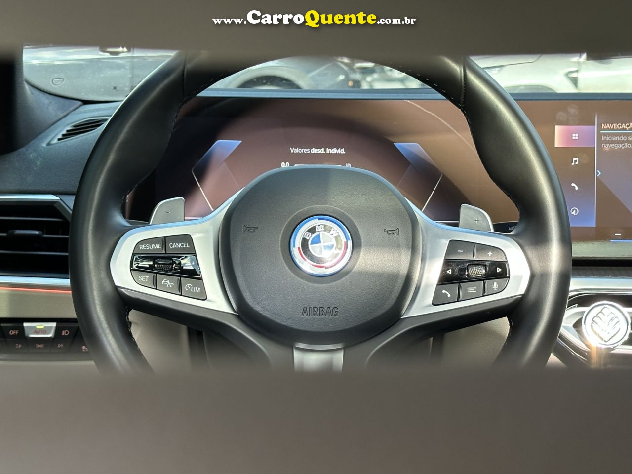 BMW   330E M SPORT 2.0 TURBO AUT. (HÍBRIDO)   VERMELHO 2024 2.0 GASOLINA E ELÉTRICO - Loja