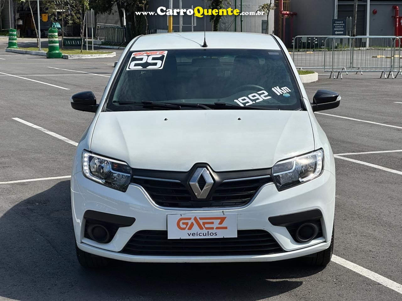 RENAULT LOGAN 1.0 12V SCE ZEN 2025 - Loja