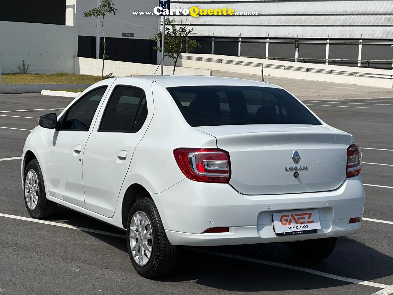 RENAULT LOGAN 1.0 12V SCE ZEN 2025 - Loja