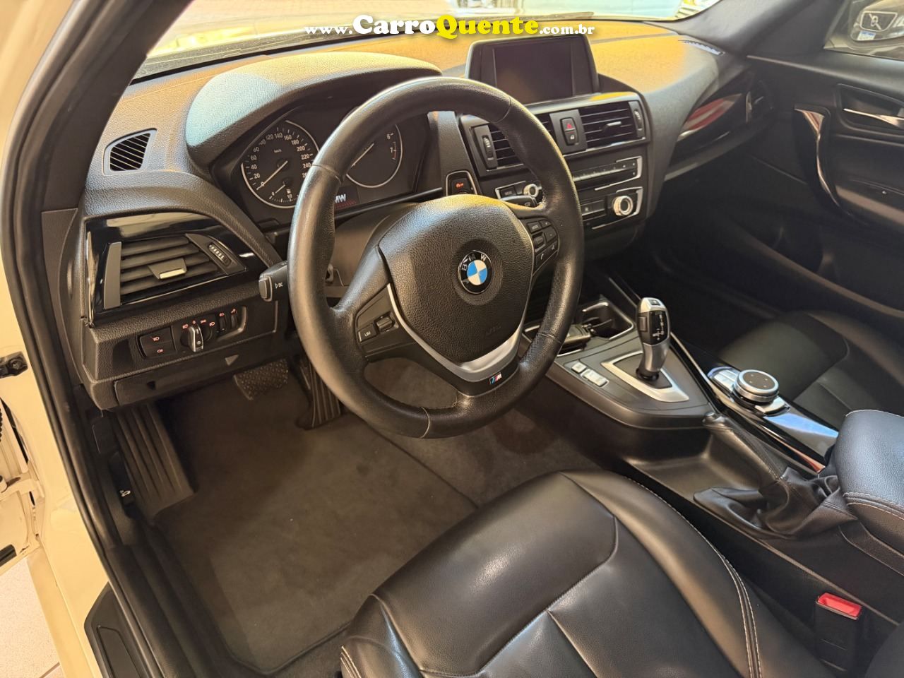 Série 1 118i Urban Line 1.6 2013/2012 BMW - Loja