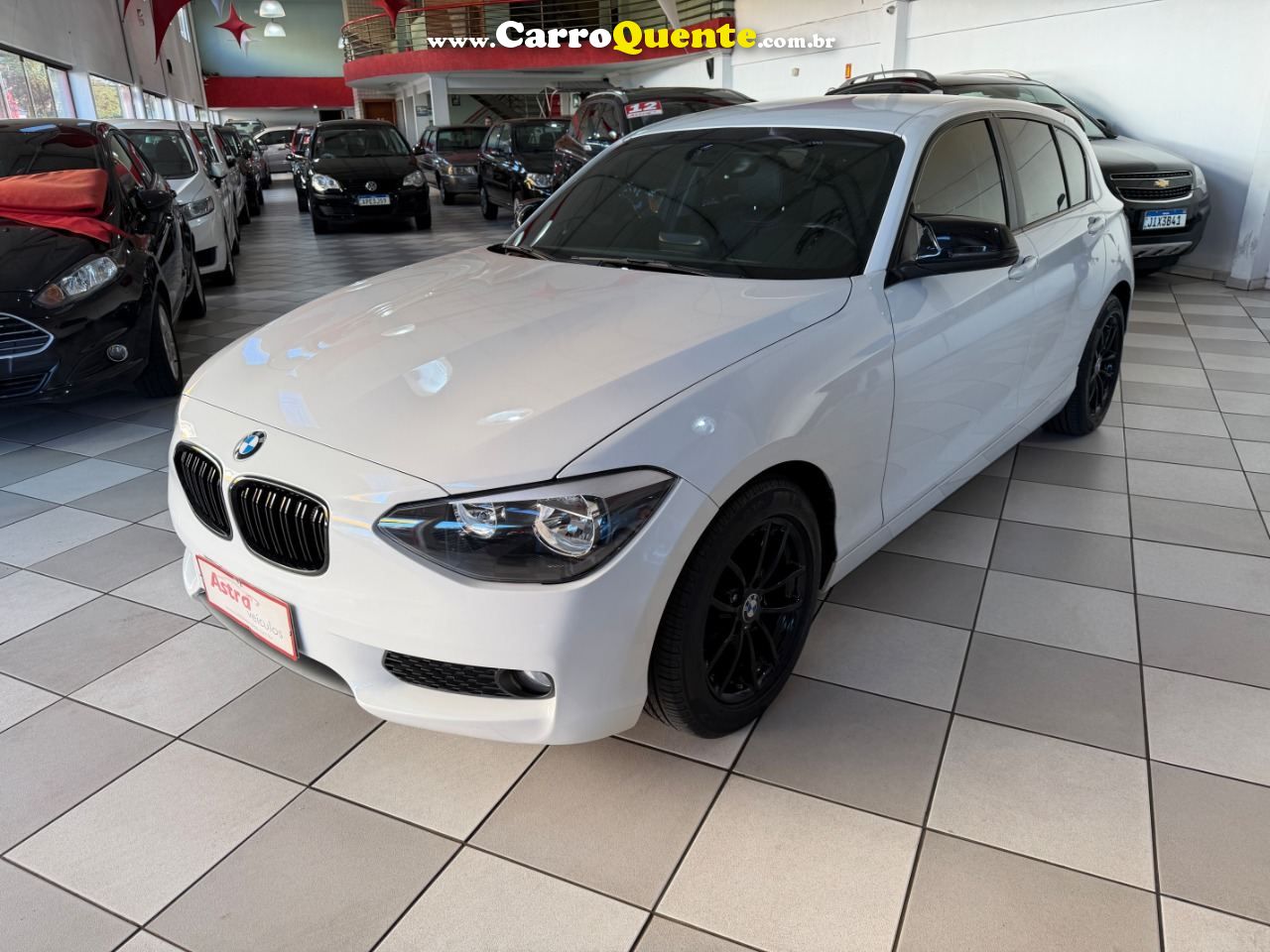 Série 1 118i Urban Line 1.6 2013/2012 BMW - Loja