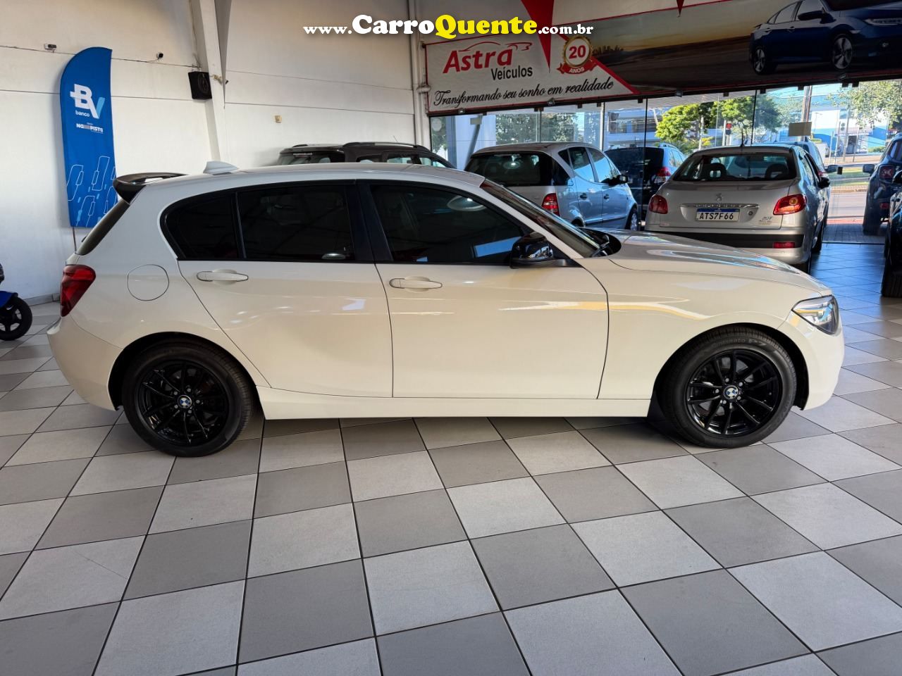 Série 1 118i Urban Line 1.6 2013/2012 BMW - Loja