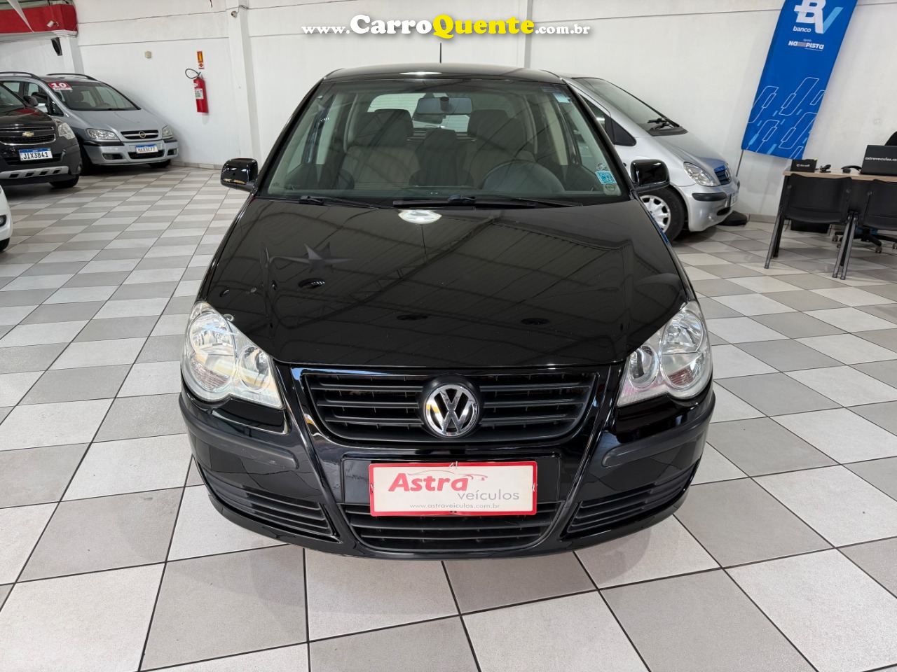 Polo Hatch 1.6 8V (Flex) 2008/2007 Volkswagen - Loja