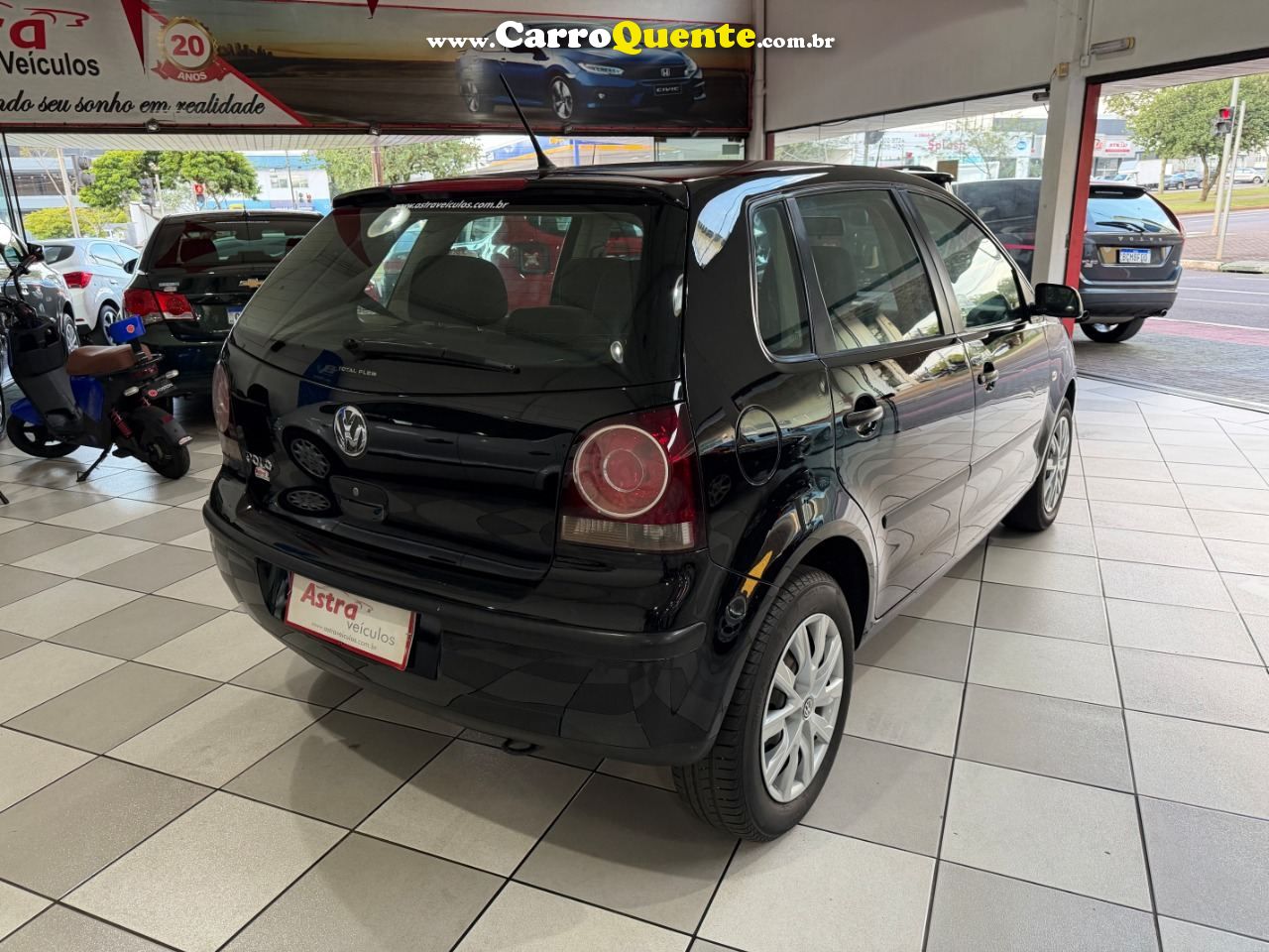 Polo Hatch 1.6 8V (Flex) 2008/2007 Volkswagen - Loja