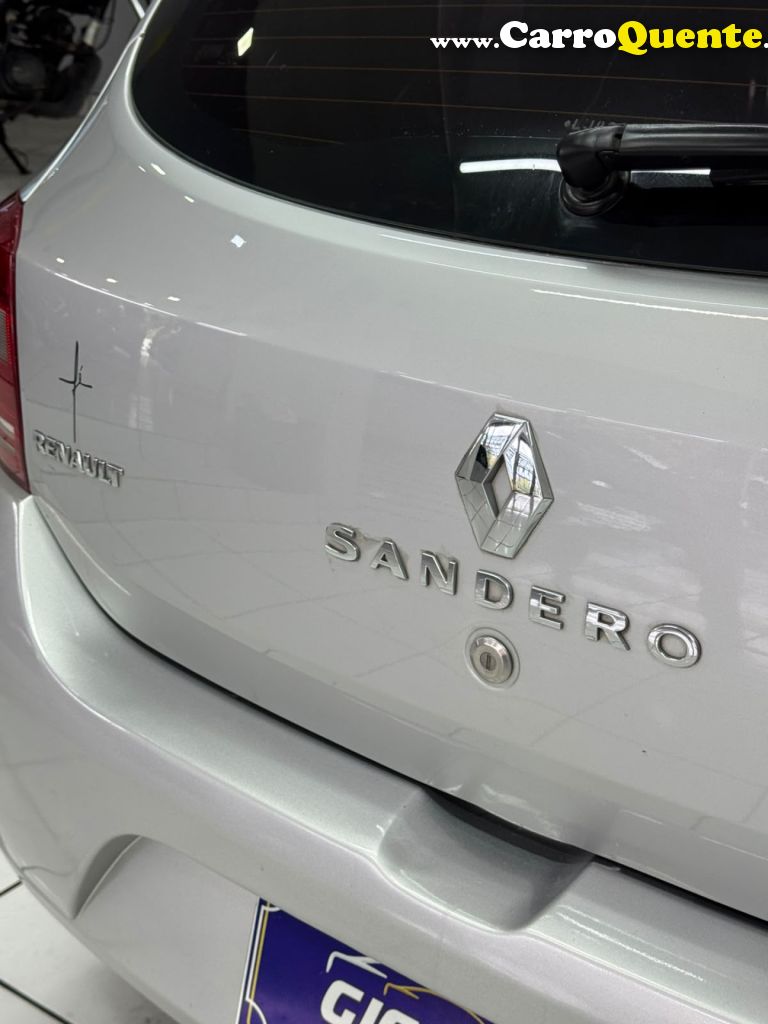 RENAULT   SANDERO AUTHENTIQUE FLEX 1.0 12V 5P   PRATA 2020 1.0 FLEX - Loja
