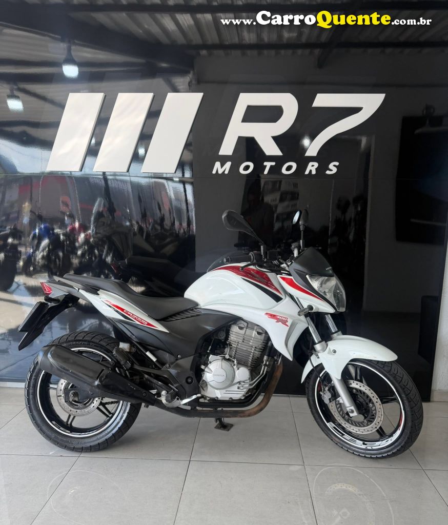 HONDA   CB 300R 300R FLEX   BRANCO 2012 300 GASOLINA - Loja