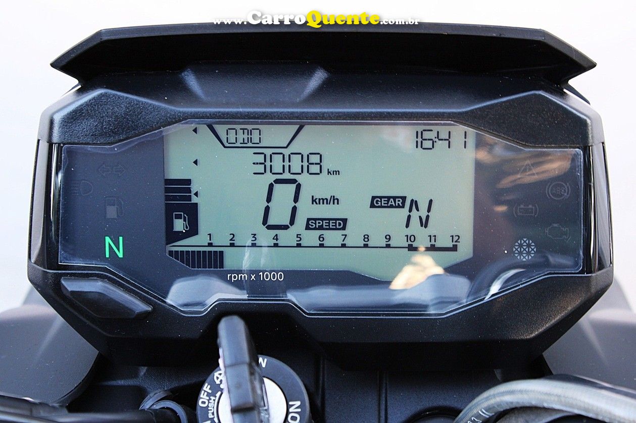 BMW G 310 R 2025 - Loja