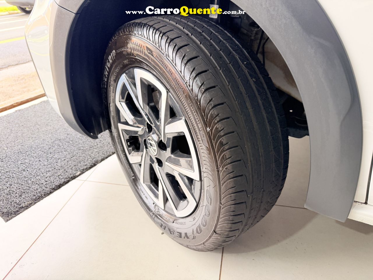 VOLKSWAGEN   SAVEIRO EXTREME CD 1.6    BRANCO 2026 1.6 FLEX - Loja