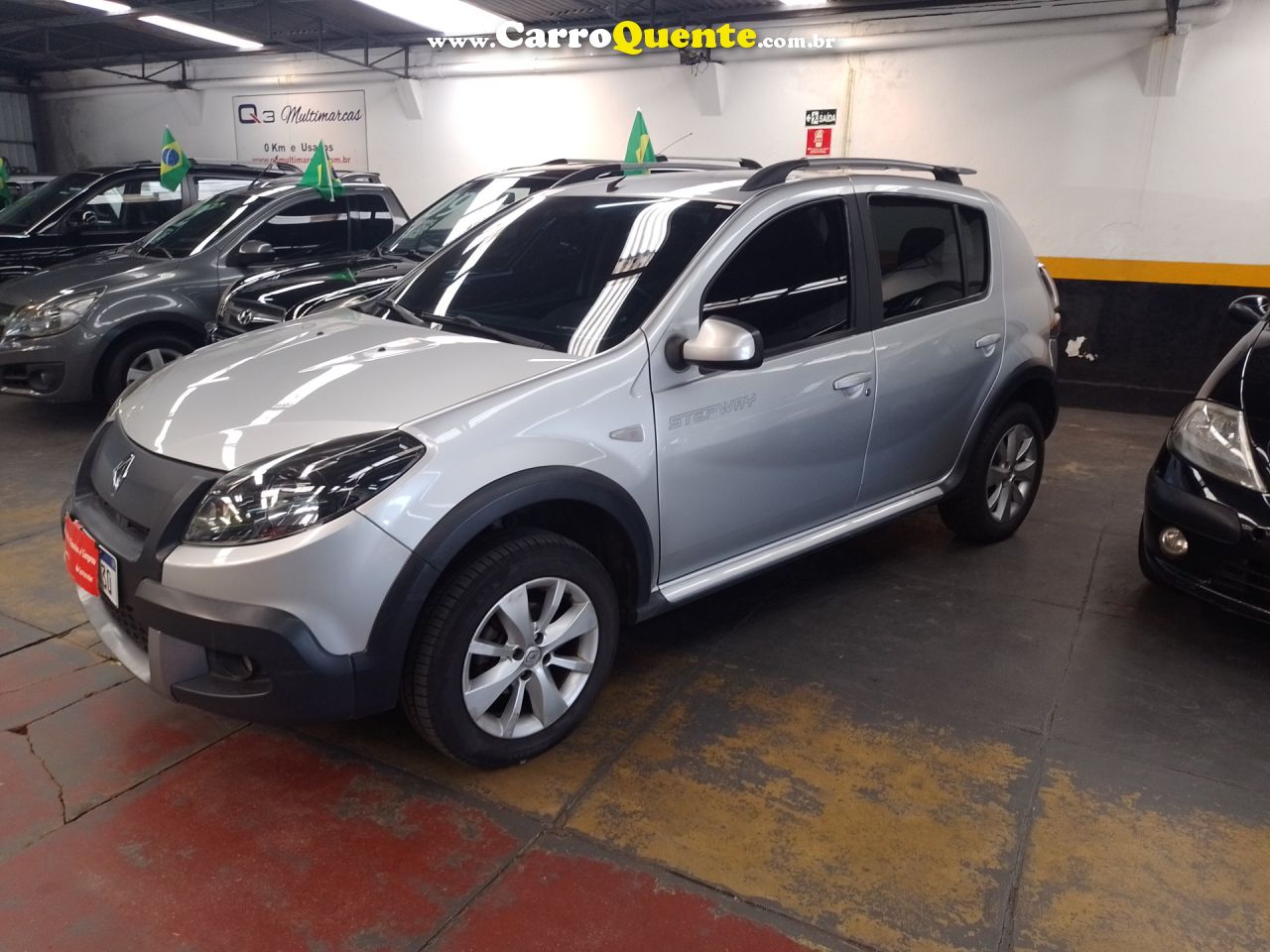 RENAULT   SANDERO STEPWAY HI-F. R. CURL 1.6 16V 5P   PRATA 2012 1.6 FLEX - Loja