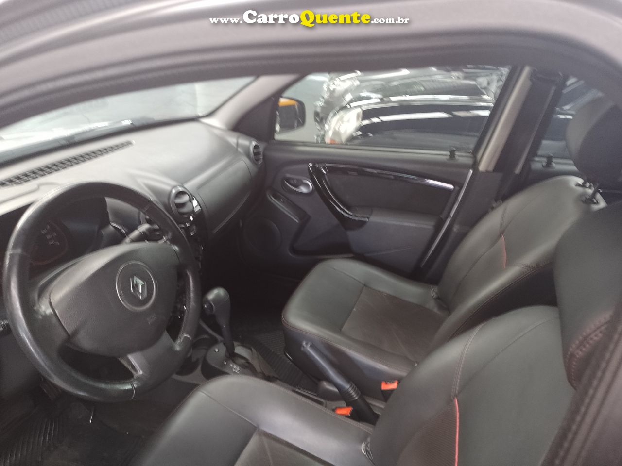 RENAULT   SANDERO STEPWAY HI-F. R. CURL 1.6 16V 5P   PRATA 2012 1.6 FLEX - Loja