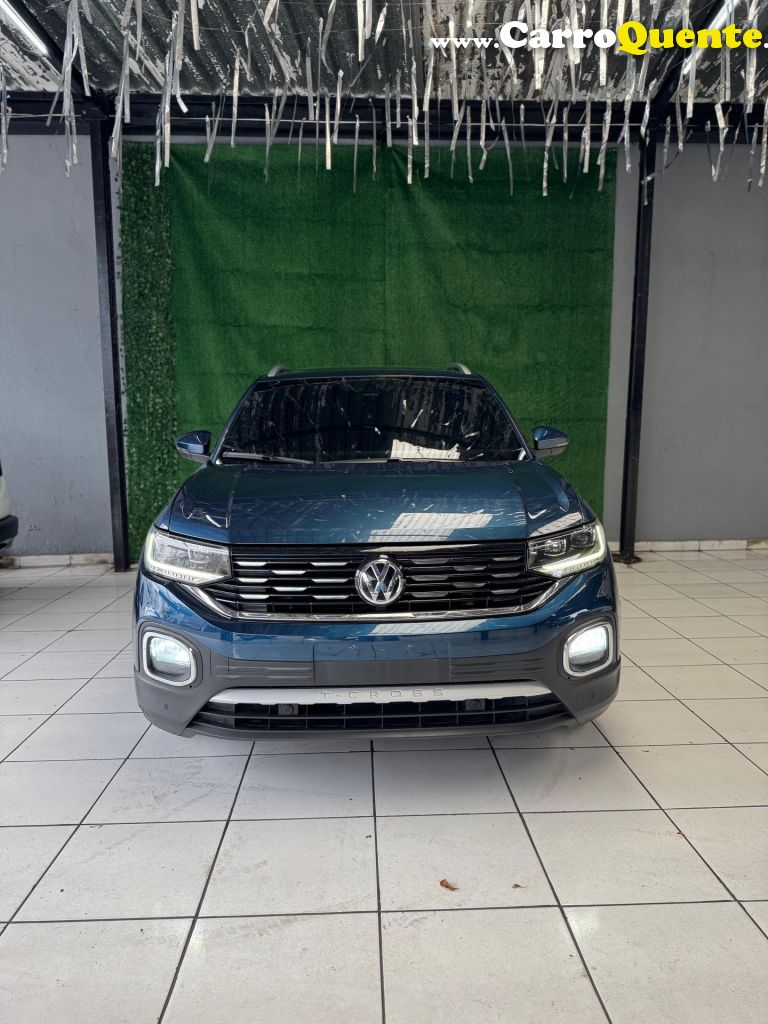 VOLKSWAGEN   T-CROSS HIG. 250 TSI 1.4 FLEX 16V 5P AUT   AZUL 2020 1.4 FLEX - Loja