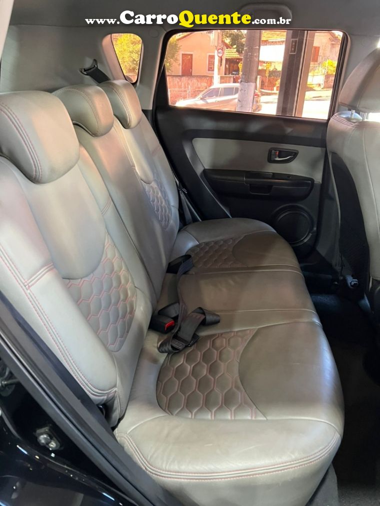 KIA SOUL 1.6 EX 16V FLEX 4P AUTOMÁTICO - Loja