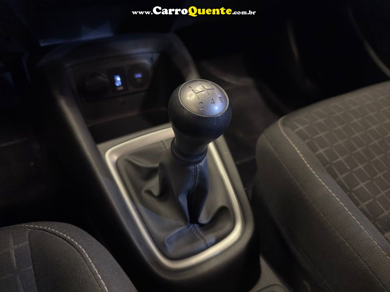 HYUNDAI HB20 2025 - Loja