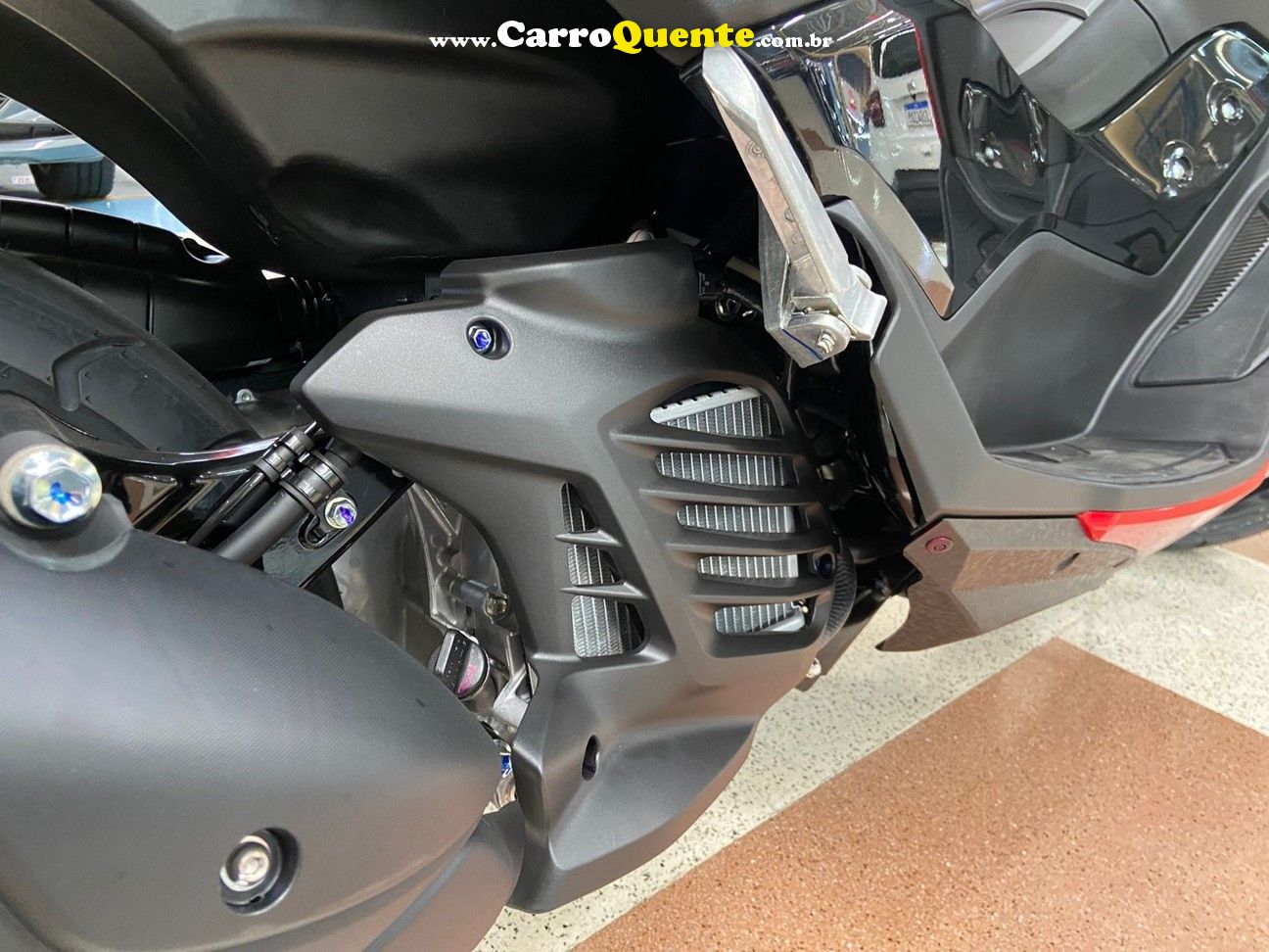YAMAHA NMAX 160 ABS 2025 - Loja