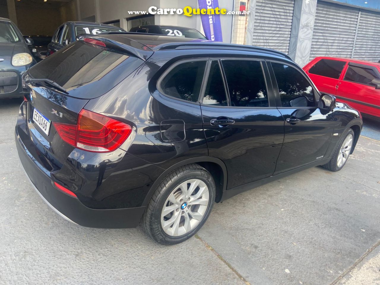 BMW   SDRIVE 1.8I VL 31   PRETO 2011 1.8 GASOLINA - Loja