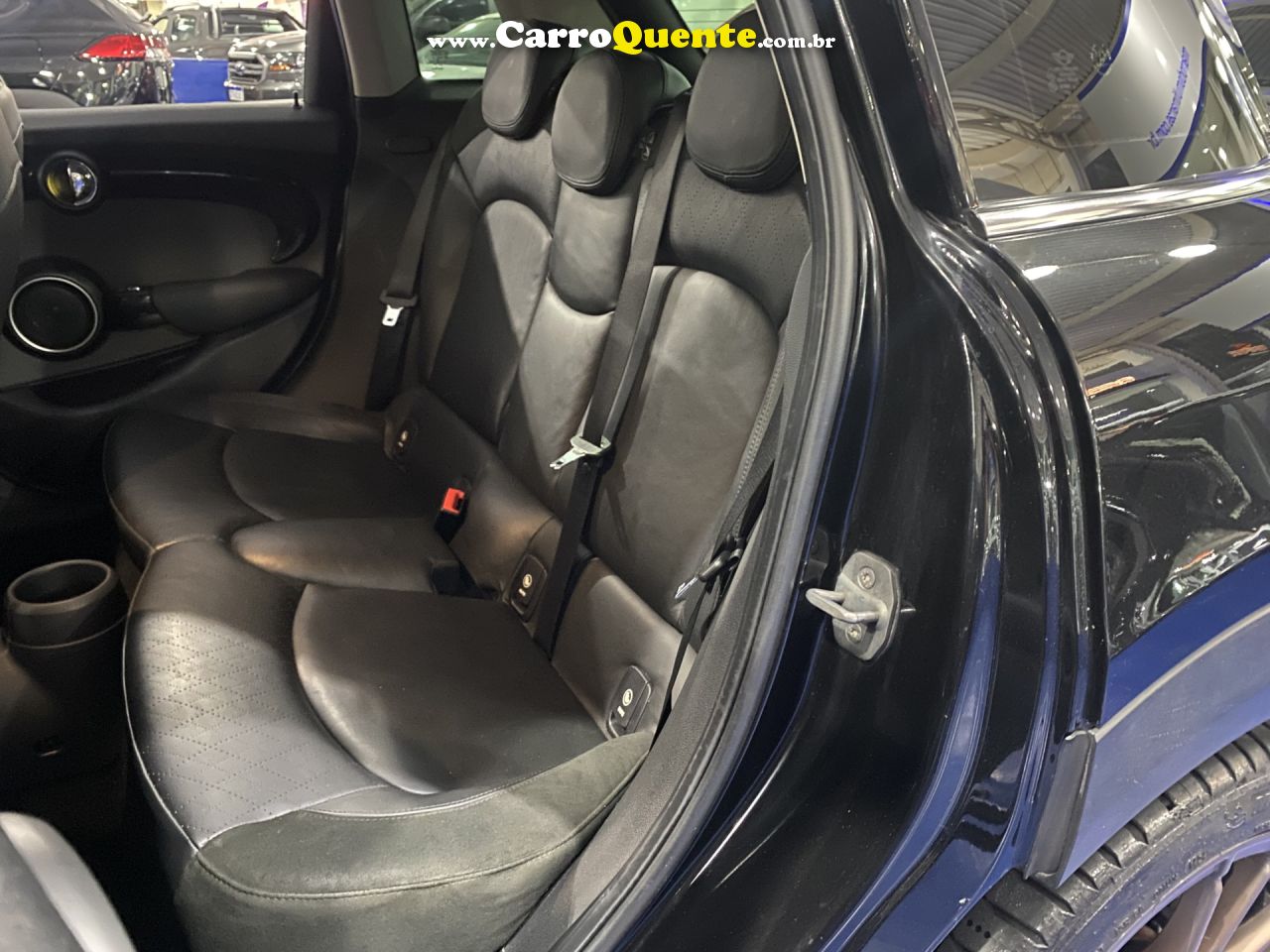 MINI   COOPER S 2.0 TURBO 16V 5P AUT.   PRETO 2015 2.0 GASOLINA - Loja