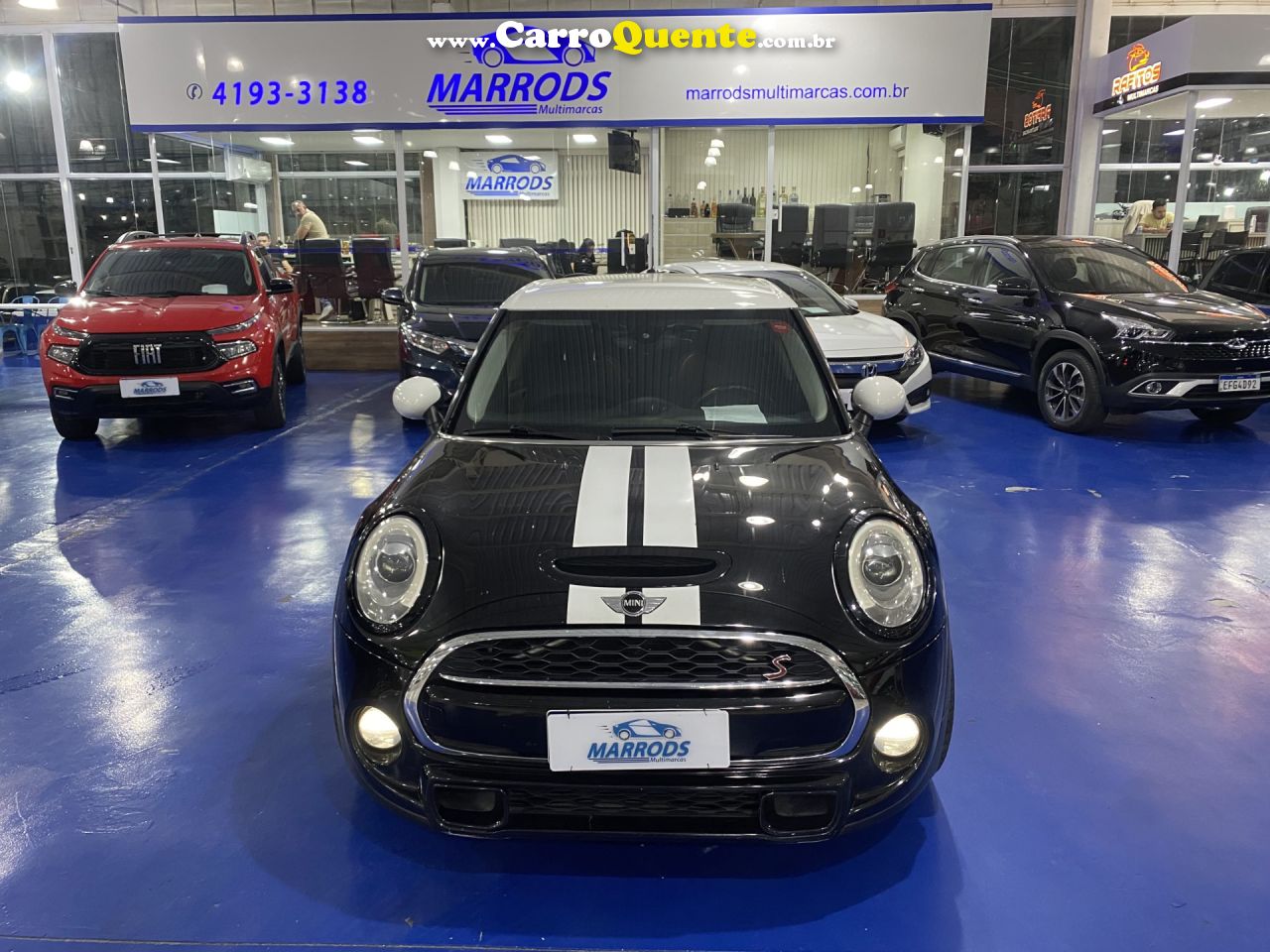 MINI   COOPER S 2.0 TURBO 16V 5P AUT.   PRETO 2015 2.0 GASOLINA - Loja