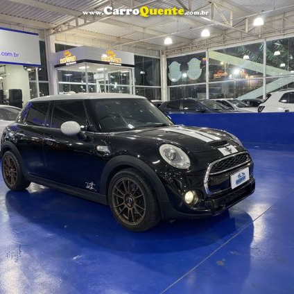 MINI   COOPER S 2.0 TURBO 16V 5P AUT.   PRETO 2015 2.0 GASOLINA