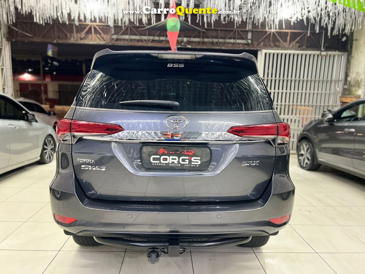TOYOTA   HILUX SW4 SRX 4X4 2.8 TDI 16V DIES. AUT.   CINZA 2019 2.8 DIESEL - Loja