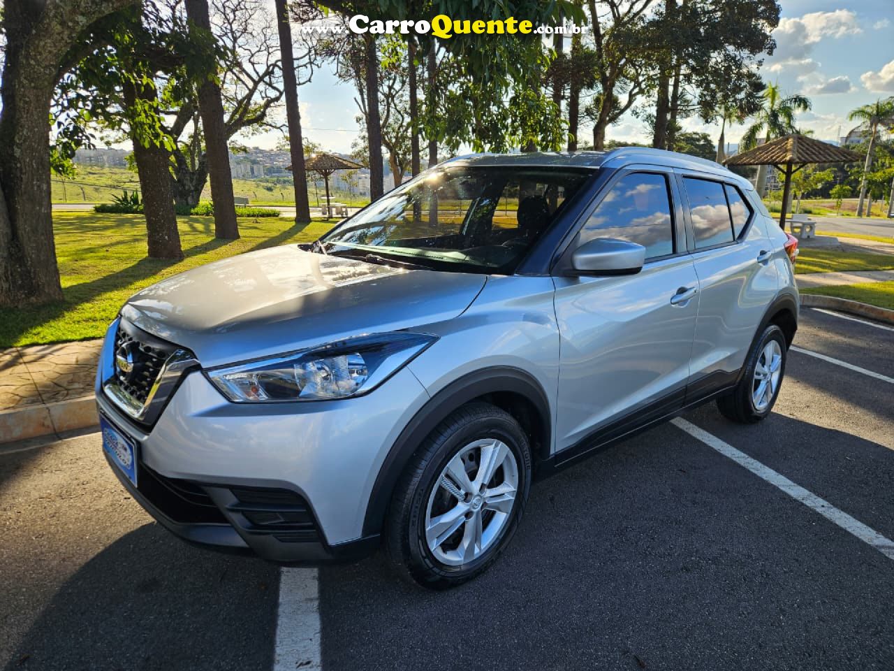 NISSAN   KICKS S 1.6 16V FLEX 5P AUT.   PRATA 2018 1.6 FLEX - Loja