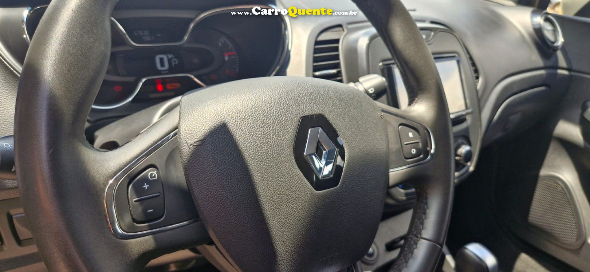 RENAULT   CAPTUR LIFE 1.6 16V FLEX 5P AUT.   MARROM 2019 1.6 FLEX - Loja