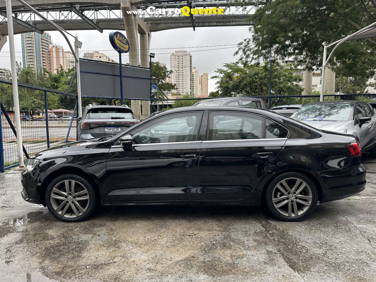 VOLKSWAGEN   JETTA HIGHLINE 2.0 TSI 16V 4P TIPTRONIC   PRETO 2017 2.0 GASOLINA - Loja